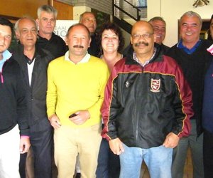 Academia baat by Facebook